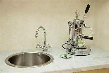 *** מלון דירות מילאנו La Dimora Residence איטליה